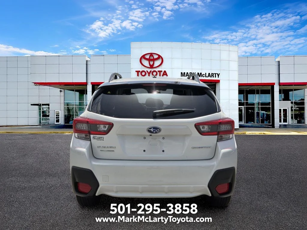 Used 2023 White Subaru Base image 4