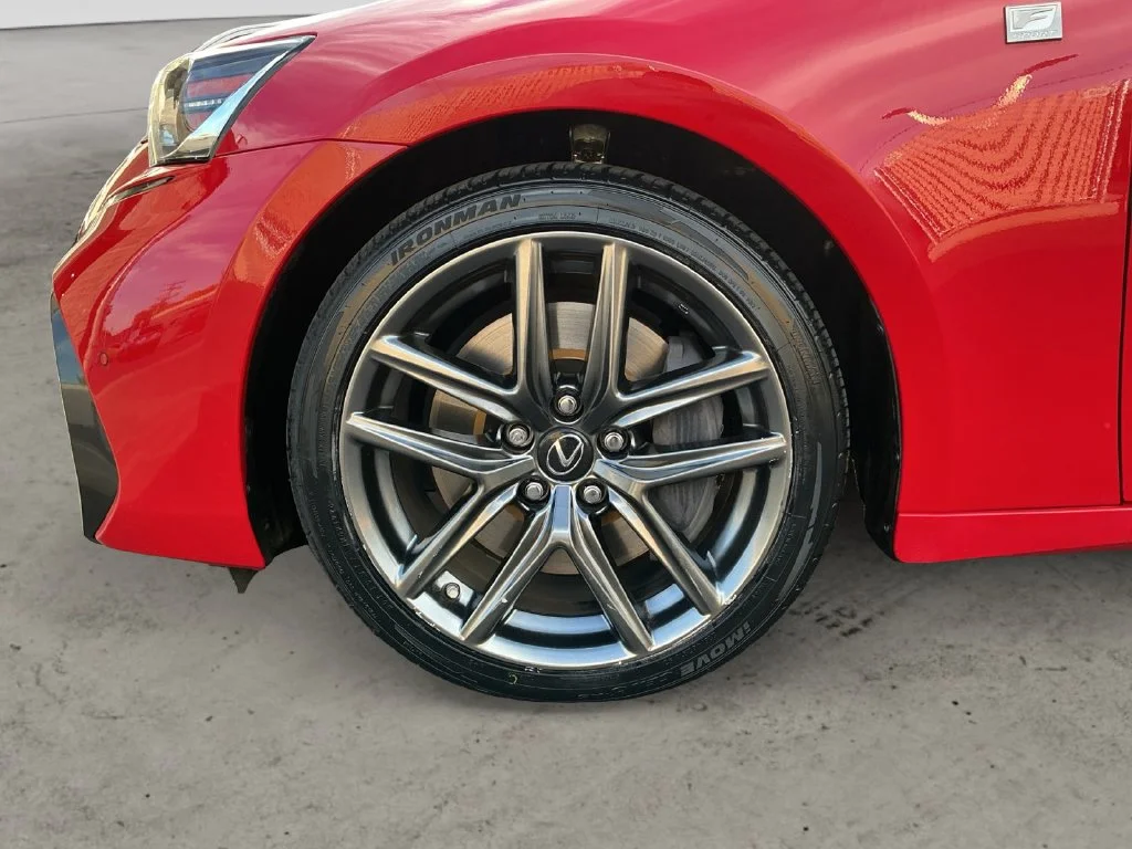 Used 2018 Red Lexus 350 image 13