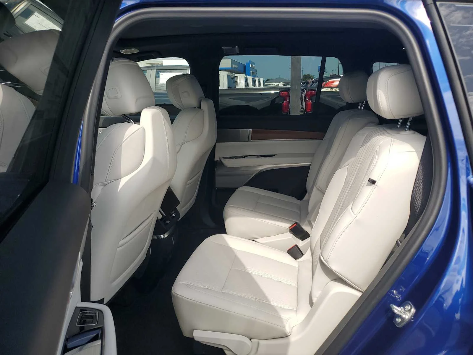2026 Cadillac VISTIQ Sport - Photo 14