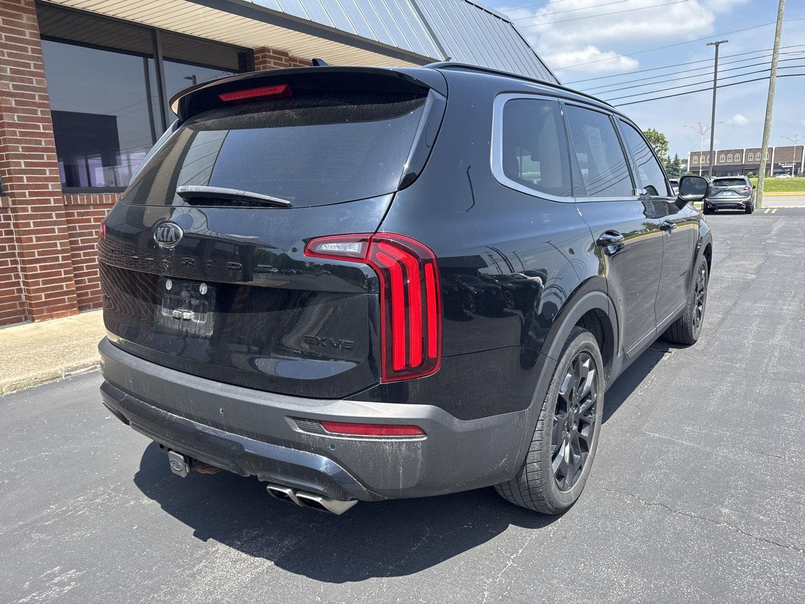 Used 2021 Ebony Black Kia EX image 6