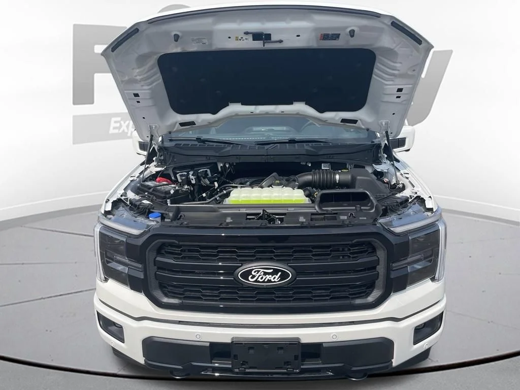 New 2026 Star White Metallic Tri-Coat Ford Lariat® image 35