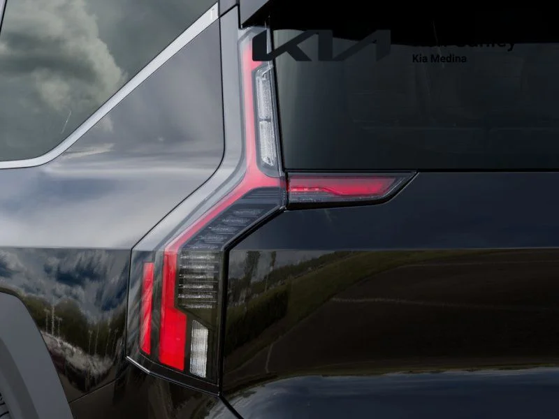 New 2026 Ebony Black Kia Wind AWD image 11
