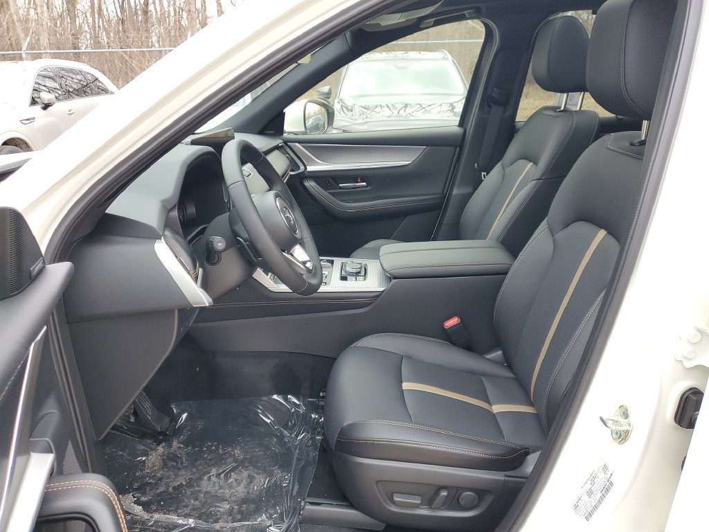 2026 Mazda CX-90 Premium Plus Package - Photo 11