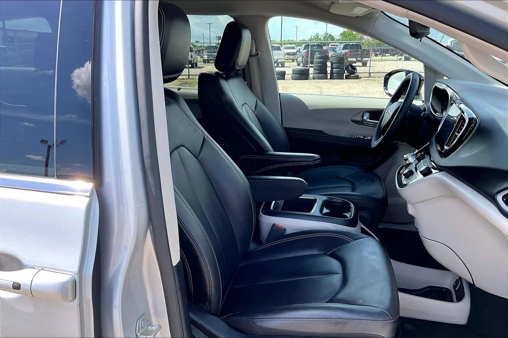 Certified Used 2024 Silver Chrysler Touring L image 30