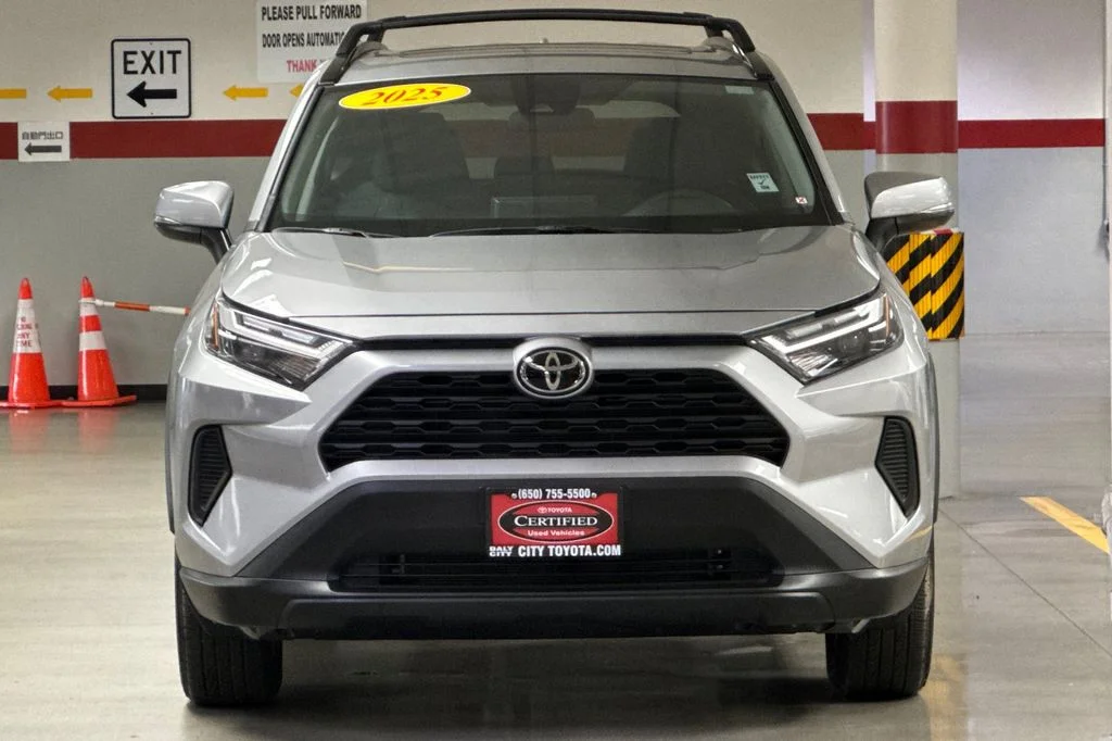 Certified Used 2025 Silver Toyota XLE image 9