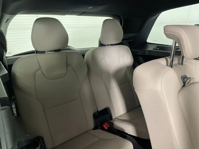 2026 Volvo XC90 Plus - Photo 44