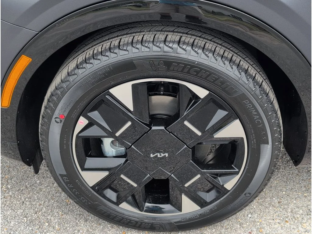 New 2026 Panthera Metal Matte Kia SX Prestige image 9