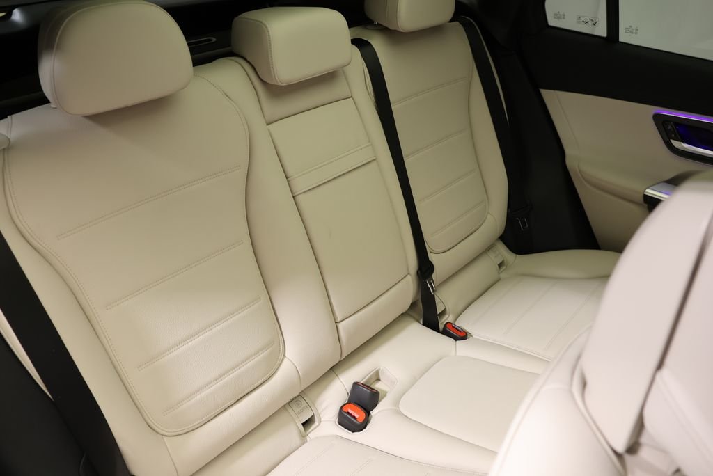 New 2027 Black Mercedes-Benz GLC 300 image 52