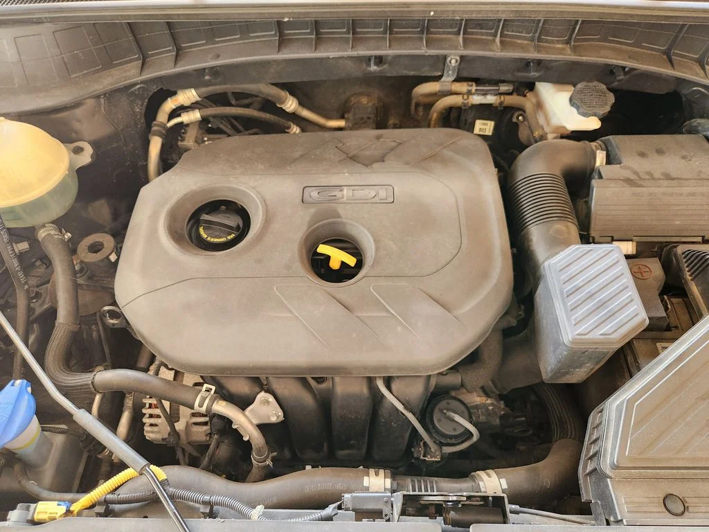 Used 2016 Ash Black Hyundai SE image 34