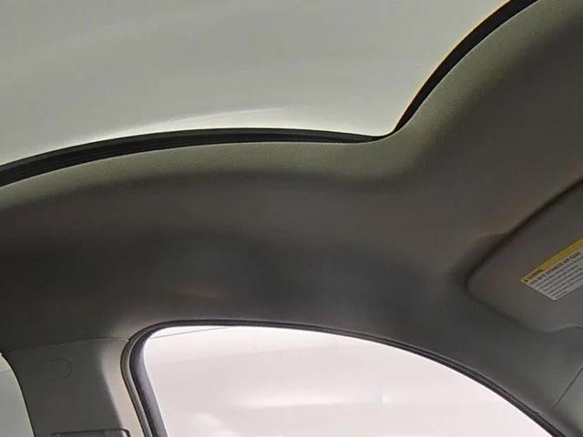 Used 2015 Red Chevrolet LT image 41