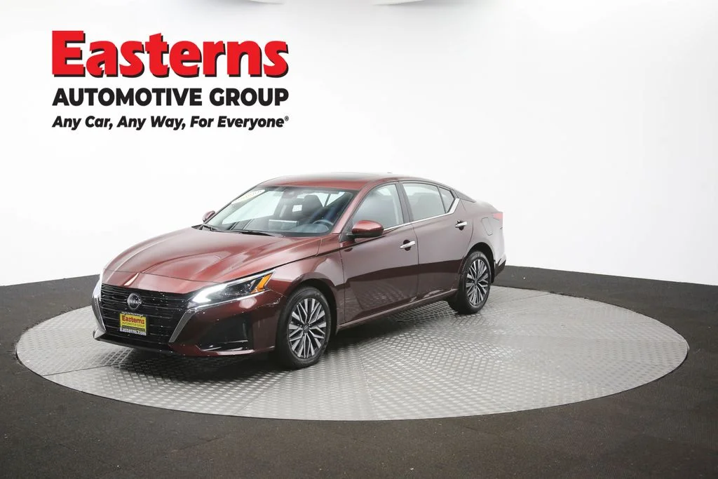 Used 2024 Red Nissan 2.5 SV image 57