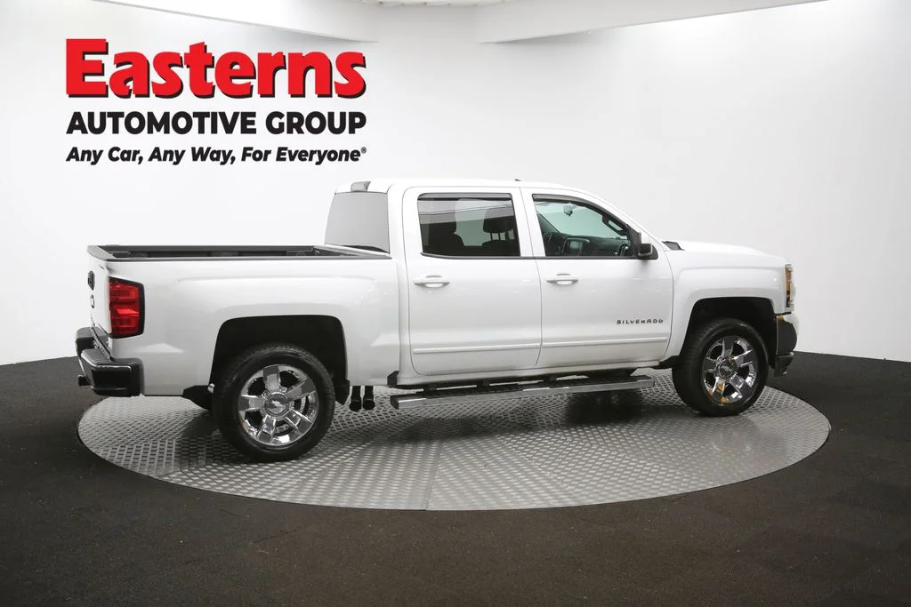 Used 2018 White Chevrolet LT image 43