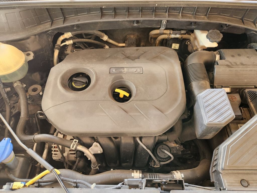 Used 2016 Ash Black Hyundai SE image 34