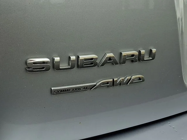 Used 2022 Silver Subaru Premium image 31