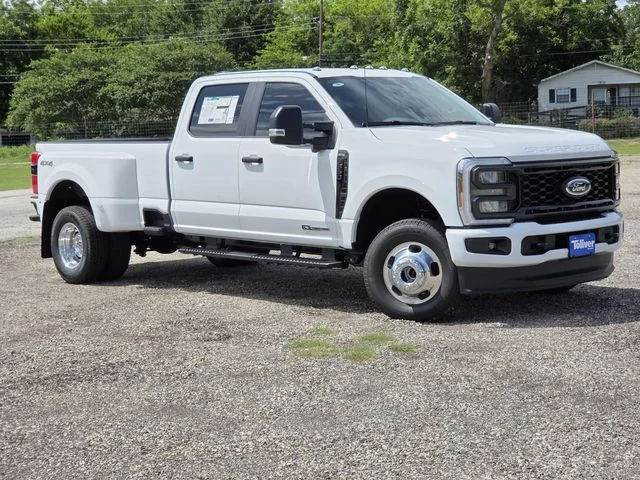 New 2026 Oxford White Ford F-350® XL image 2