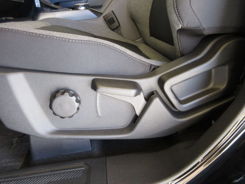 2025 Ford Bronco 4-Door Base - Photo 11
