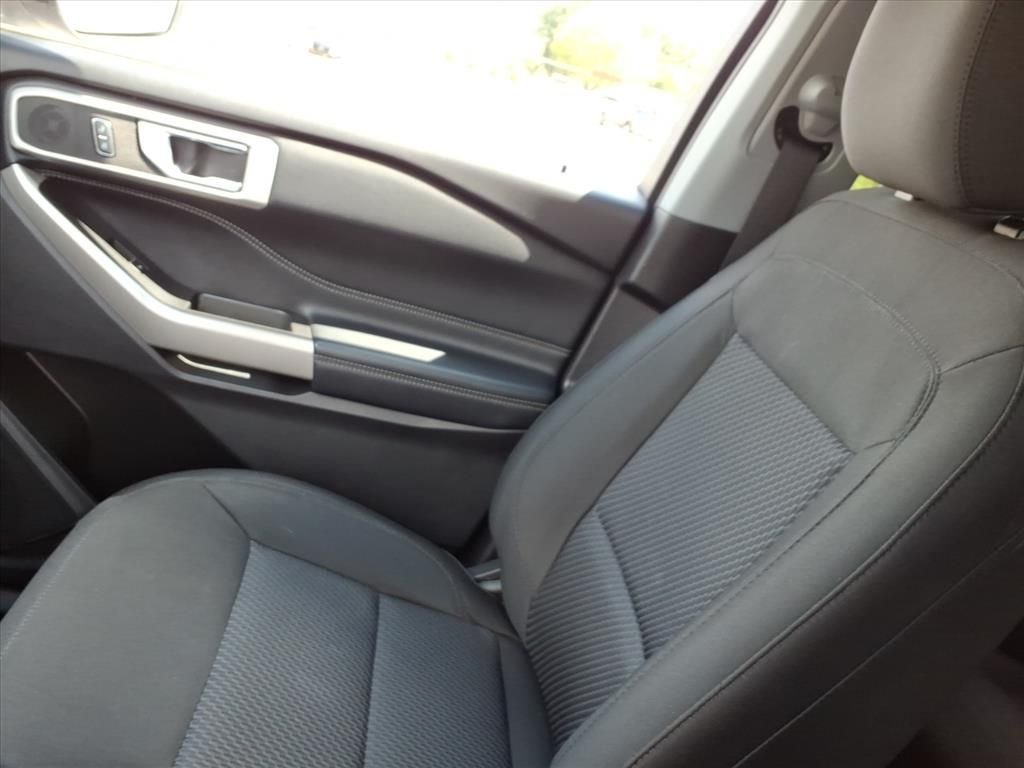 Used 2022 Silver Metallic Ford XLT image 22