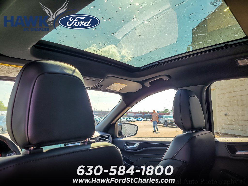 New 2026 Carbonized Gray Metallic Ford ST-Line image 11