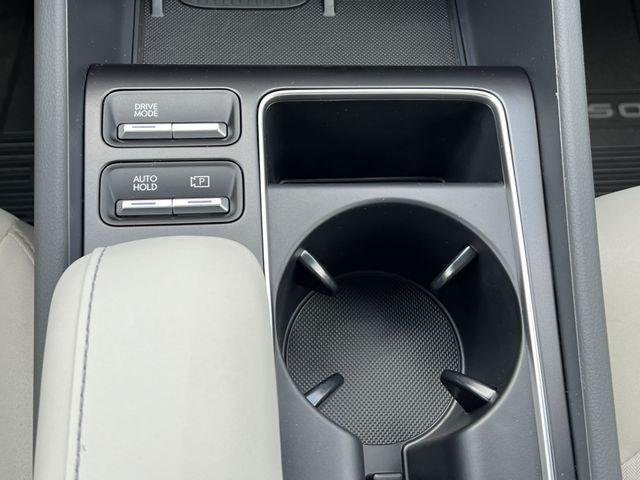New 2026 White Hyundai SEL image 16
