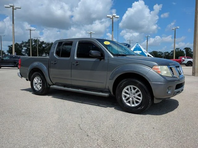 Used 2016 Gray Nissan SV image 2