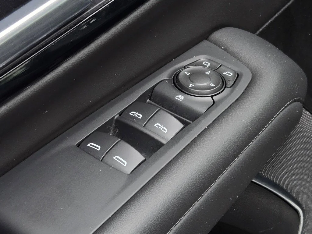 2025 Chevrolet Tahoe LT - Photo 23