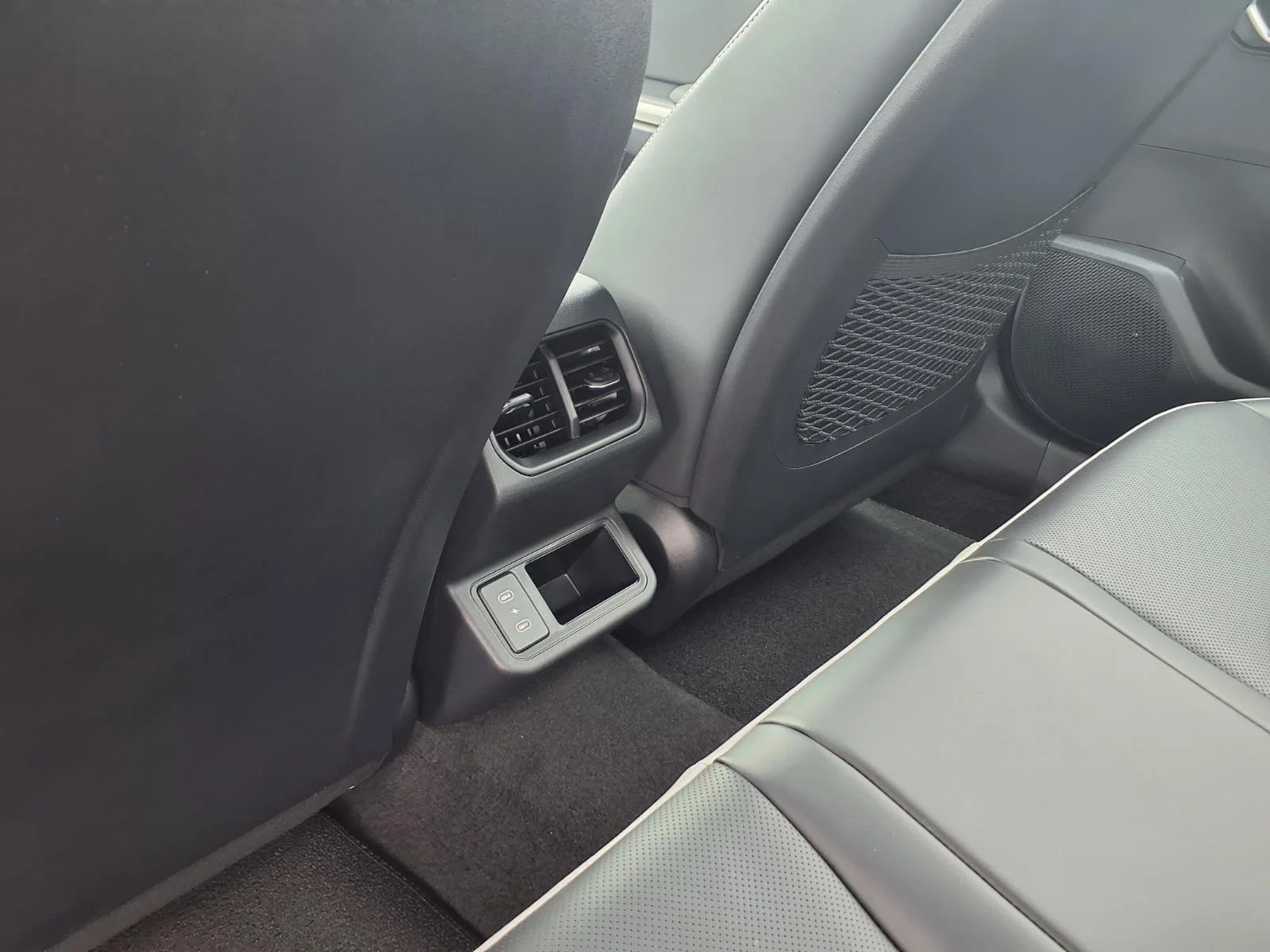 New 2026 Steel Gray Kia GT-Line Turbo image 7