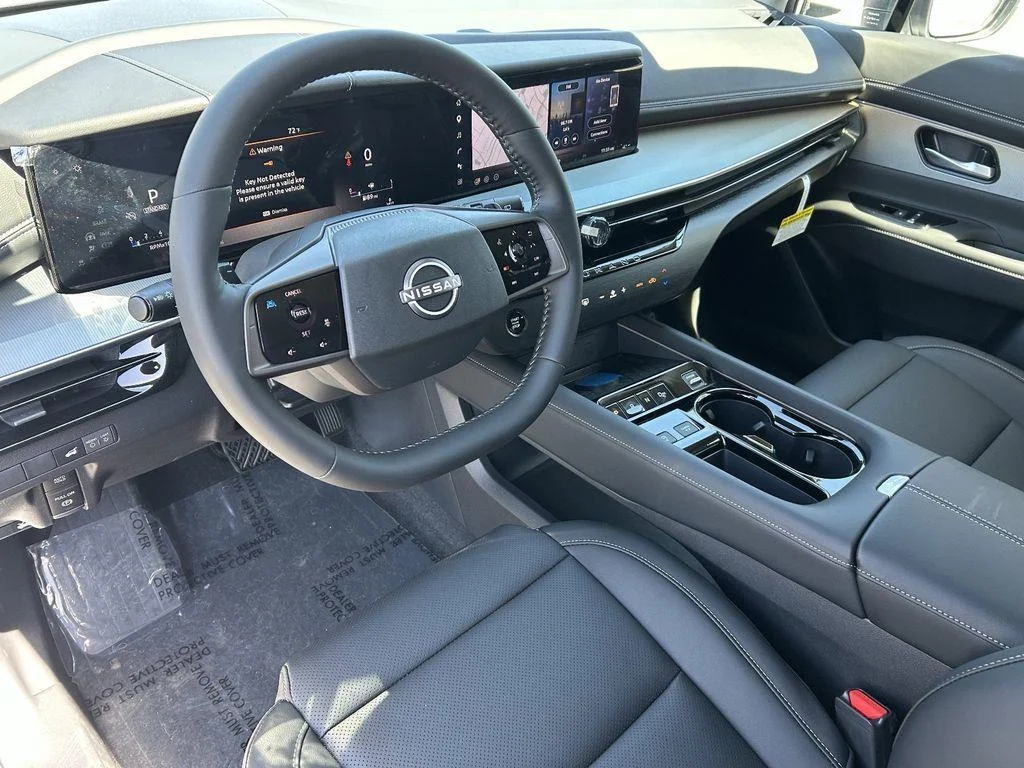 New 2026 Everest White Pearl Tricoat Nissan SL image 17