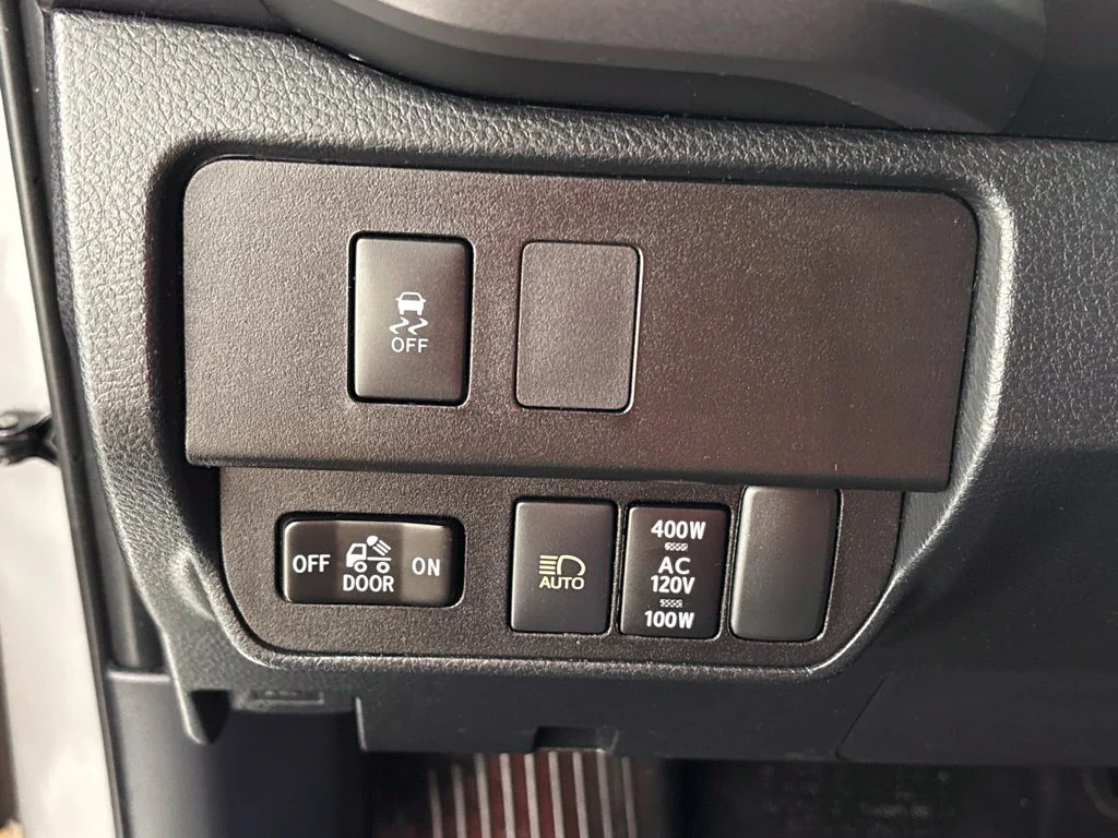 Used 2020  Toyota TRD Off-Road image 34