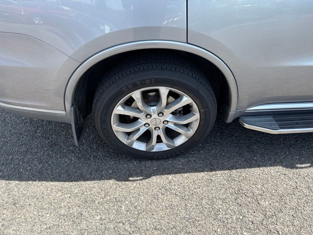 Used 2016 Silver Dodge Citadel image 9