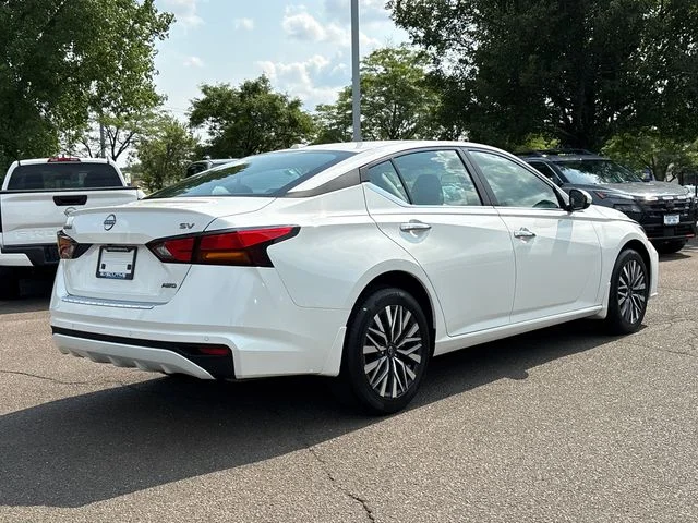 Certified Used 2023 White Nissan 2.5 SV image 2
