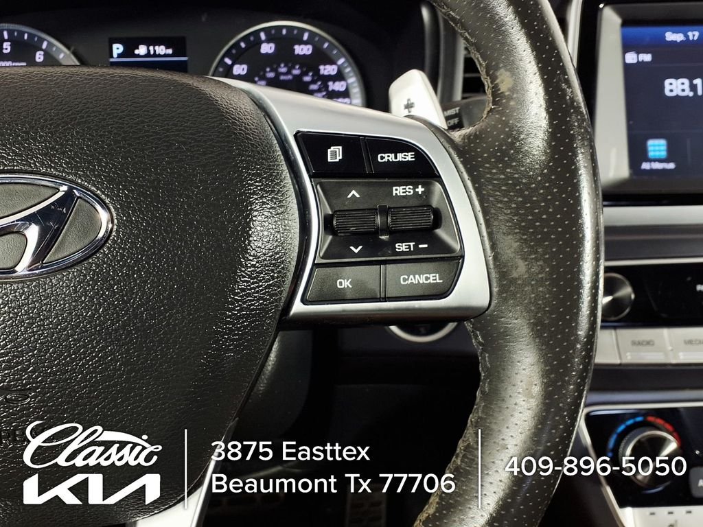 Used 2019 Black Hyundai Sport image 19