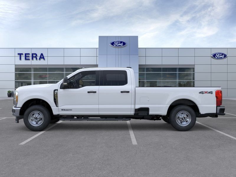 New 2026 Oxford White Ford F-350® XL image 3