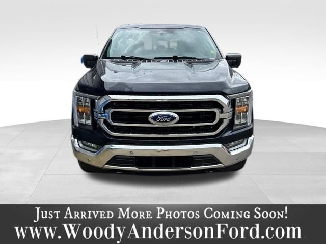 Certified Used 2023 Blue Metallic Ford XLT image 4