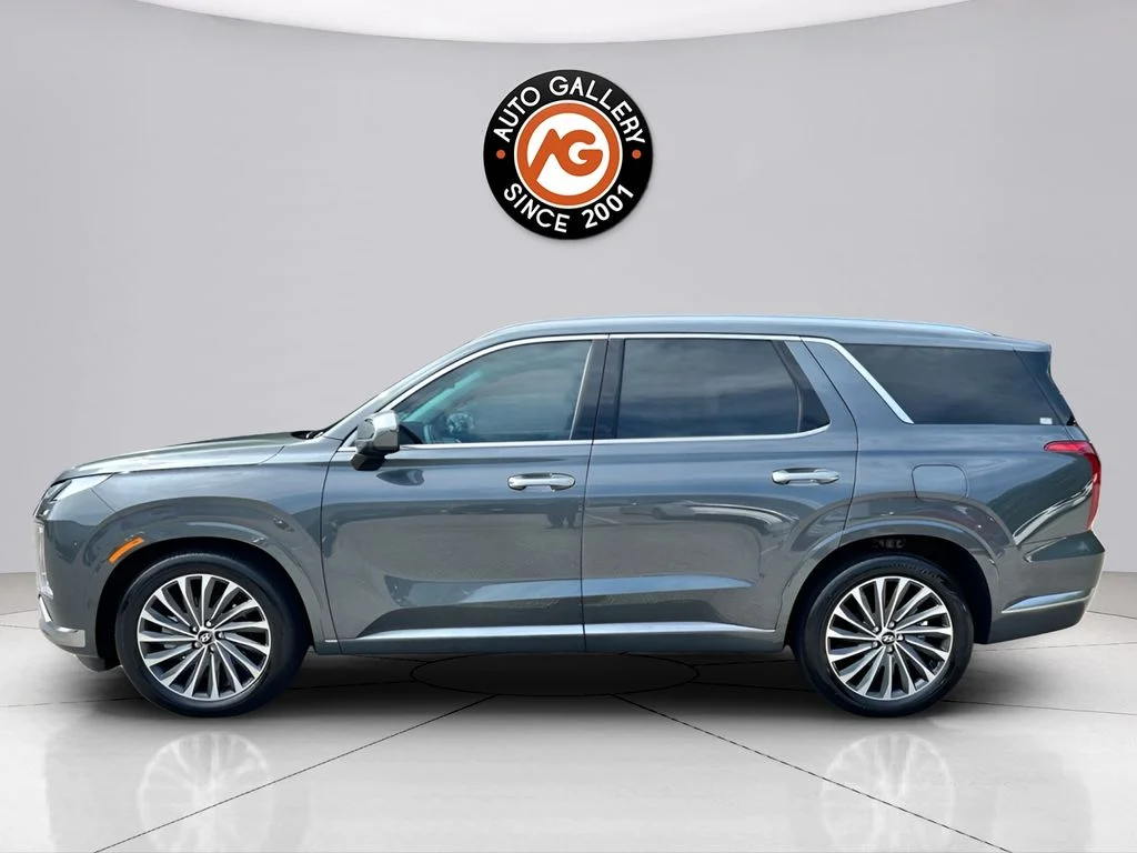 Used 2025 Gray Hyundai Calligraphy image 6