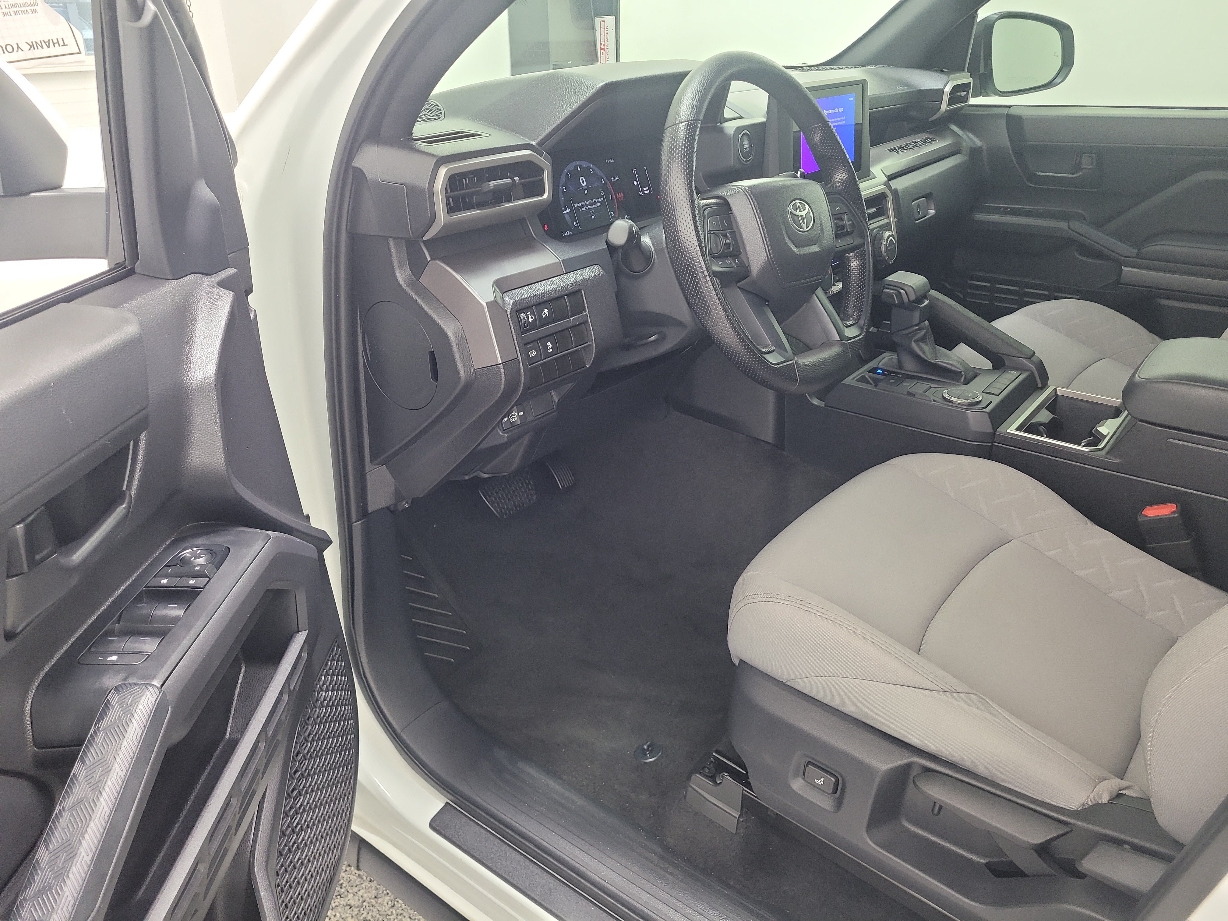 Used 2024 White Toyota SR5 image 22