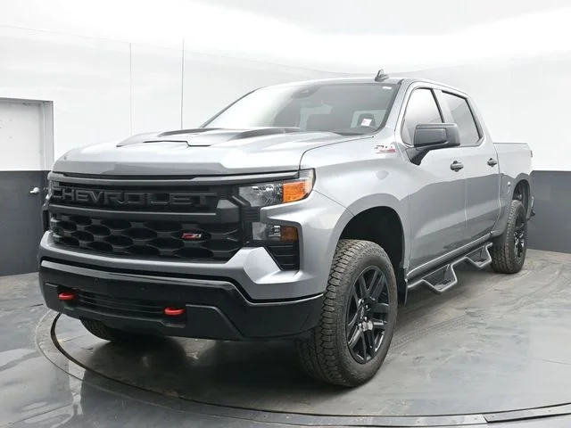 Used 2024 Gray Chevrolet Custom Trail Boss image 9