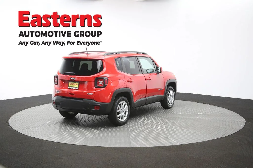 Used 2021 Red Jeep Latitude image 41
