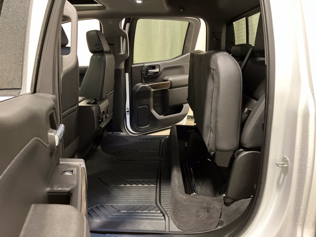Used 2021 Summit White Chevrolet RST image 18