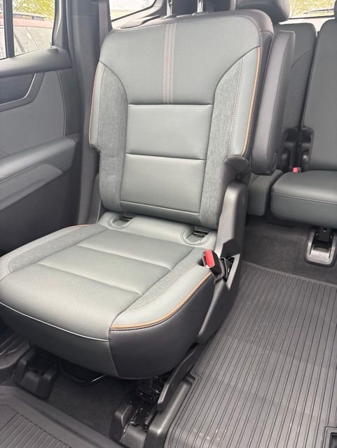 Used 2025 Red GMC AT4 image 29