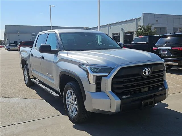 Used 2024 Celestial Silver Metallic Toyota SR5 (A10) 4x4 CrewMax 5.5 ft. box 145.7 in. WB image 5