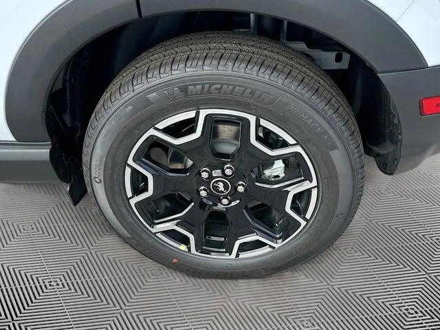 New 2026 White Metallic Ford Outer Banks image 20