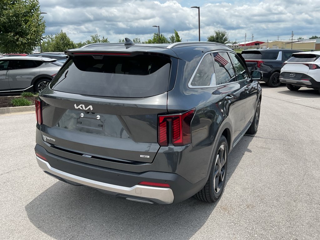 Certified Used 2025 Interstellar Gray Kia SX Prestige image 10