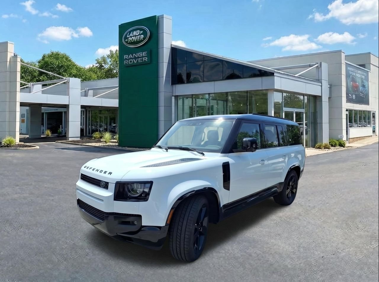 New 2026 Fuji White LAND ROVER X-Dynamic SE image 1