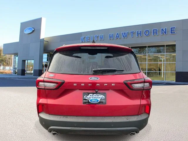 Used 2025 Red Metallic Ford ST-Line image 6