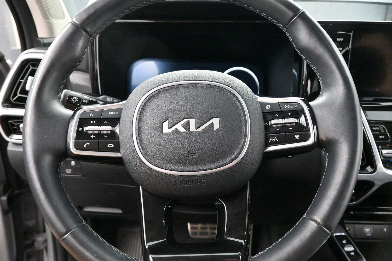 Used 2023 Wolf Gray Kia X-Line SX Prestige image 18