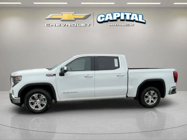 Used 2025 Summit White GMC SLT image 2