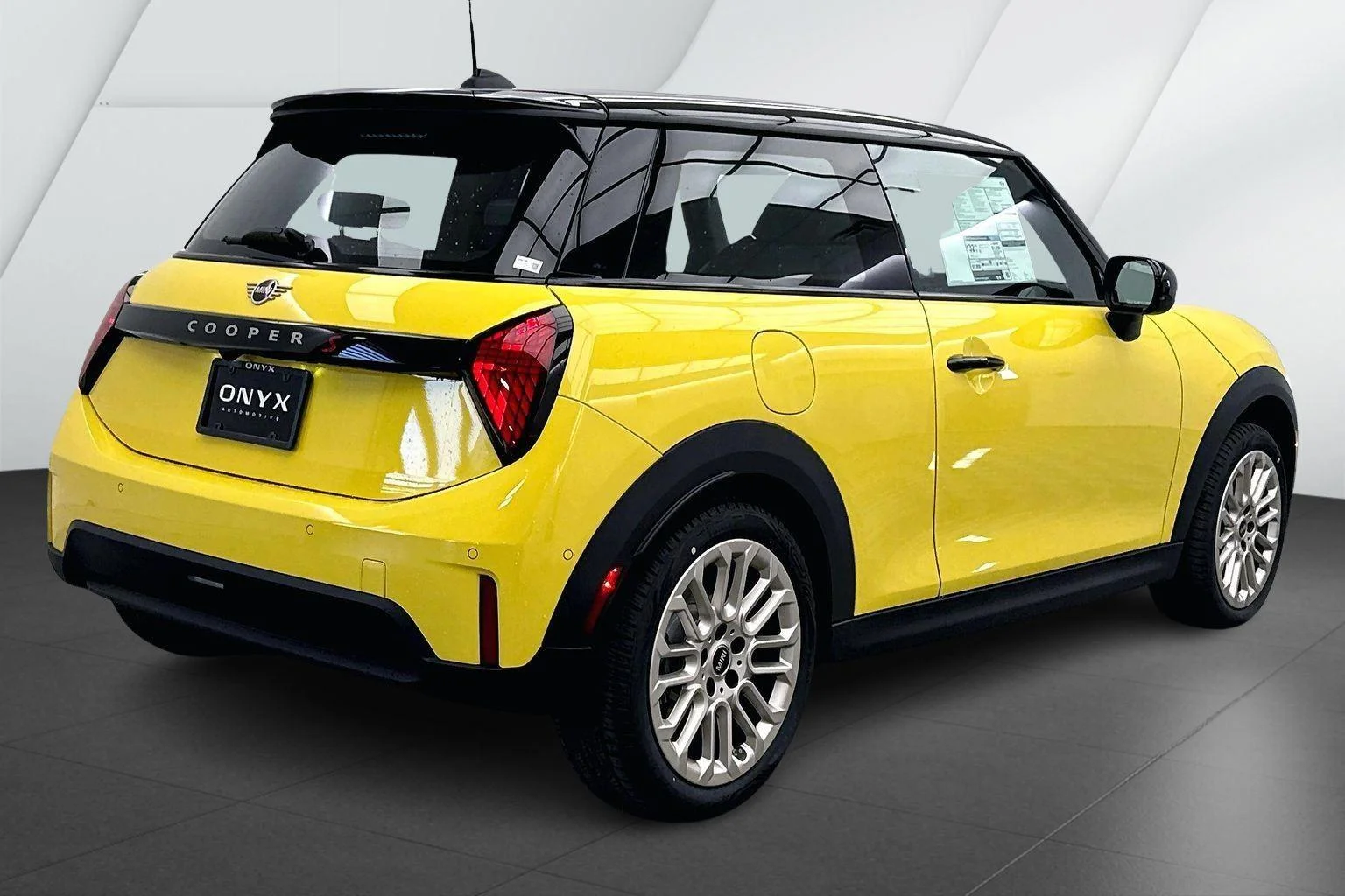 2026 MINI Hardtop 2 Door S | CarEdge | CarEdge