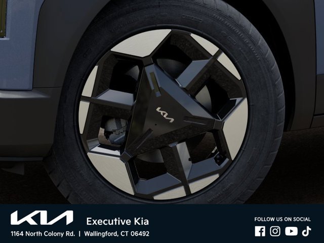 New 2027 Pale Gray Kia S image 9
