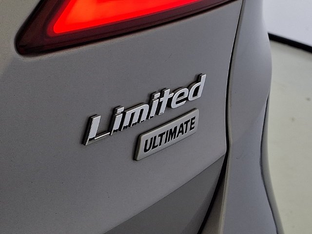 Used 2015 Gray Hyundai Limited image 39
