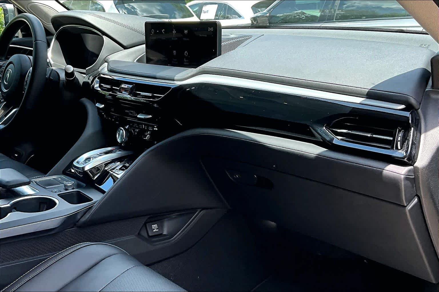 Used 2024 Liquid Carbon Metallic Acura w/Technology Package image 19